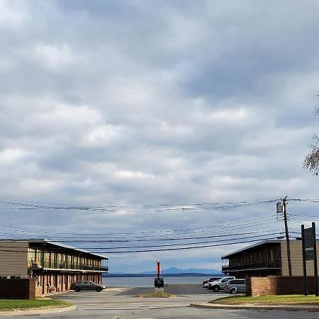 Golden Gate Lodging Plattsburgh Exterior foto